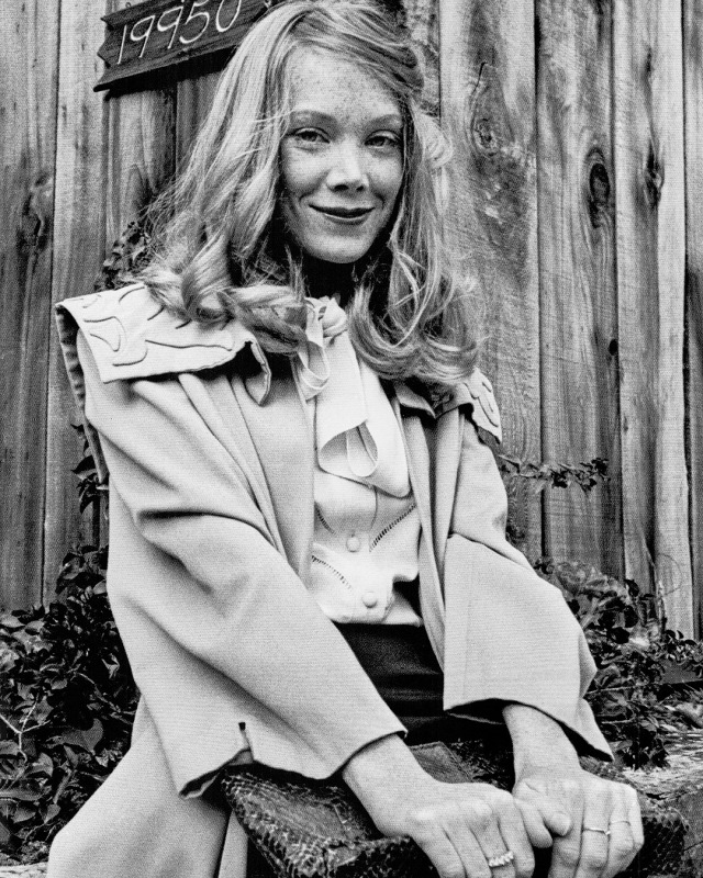 Sissy Spacek photographed by Ira Resnick on the set of 