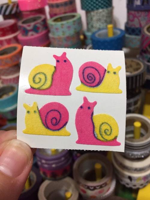 figdays:Vintage Fuzzy Snail Stickers //thegrantgirl