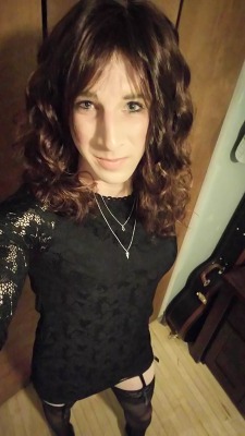 stefleecd:  I’m back! I feel so dam sexy today.  Cannot wait to show you guys more.  I cannot believe it has been almost a whole year since I have dressed last.  Let me know what you think! 