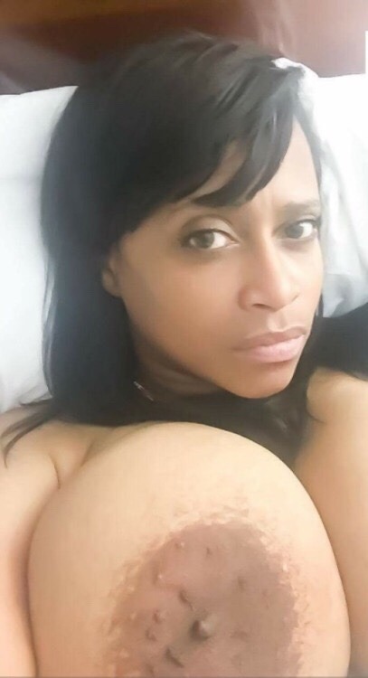 internethoeesss304:  #TITTYTUESDAY. TITS AIN’T SHIT WITHOUT A FACE