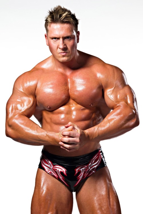 XXX mitos:  Rob Terry (via) photo