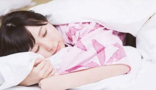 Perbedaan lama waktunya tidur suatu negara.