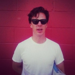 abigwhitewolf:  cumberbuddy:  dudeufugly:  June 3rd 2012 - Coney Island/New York City HipsterBatch  Coney Island-versary! God damn them jeans…   please just let me marry him 