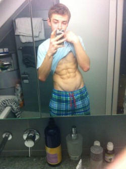 hotyounggayboys:  gayhockeyboy:  Super hot guy #55  Feeling horny??? Hottest teen gay porn and images at: http://hotyounggayboys.tumblr.com