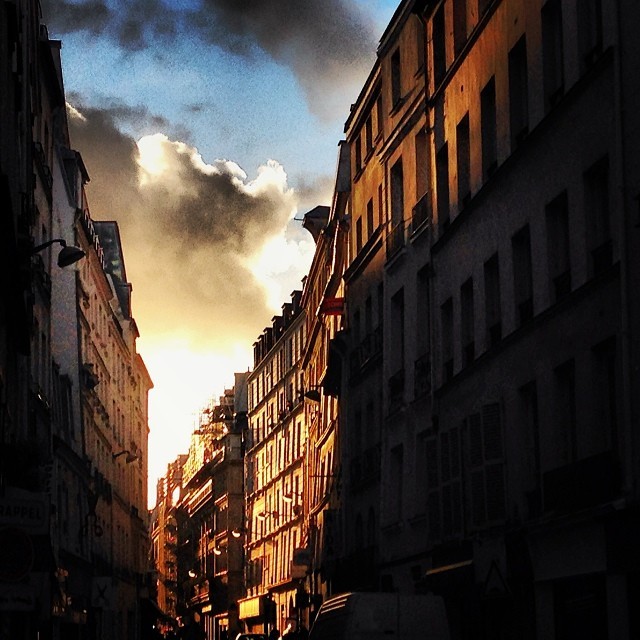 myfavoriteplayground:  Sunny Paname