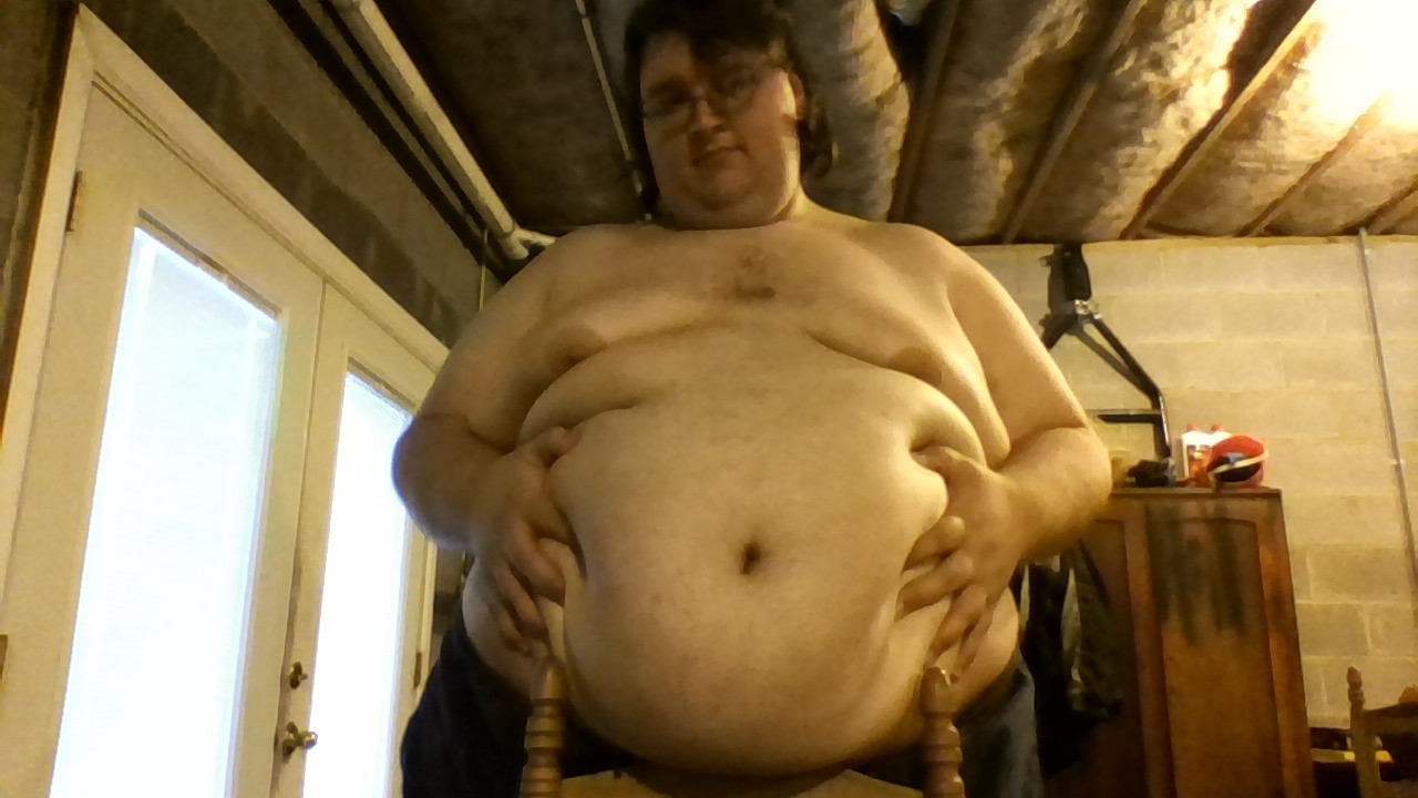I can’t resist stuffing my belly onto the back of this chair. 