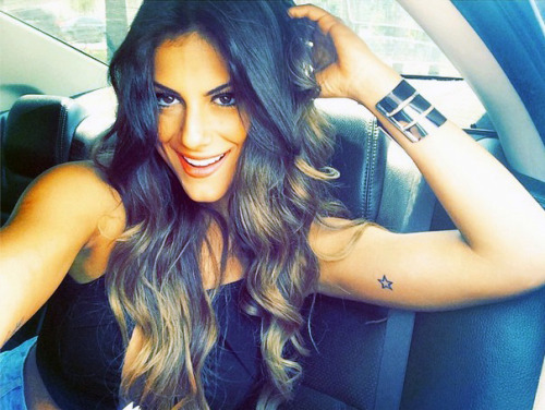 brazhotness: This is Mari Gonzalez. You can thank me later.