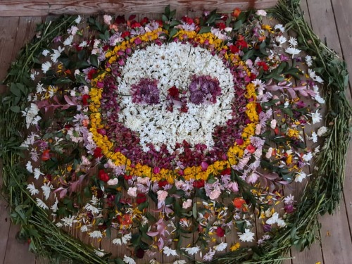 #skull #mandala that @legba1981_ and I made out of the #flowers left behind by a #wedding in the #pa