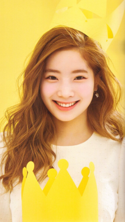 Dahyun (Twice) wallpaperslike/reblog if you save/use 