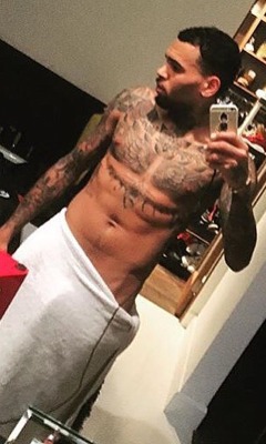 male-and-others-drugs:  Chris Brown