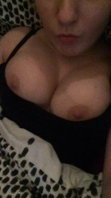xoxsubmissions:  Been a while since I’ve gotten a submission so I hope you enjoy these amazing anon boobs!   Submit your photos to…   Kik: xoxosubmissions Snapchat: xoxosubmissions