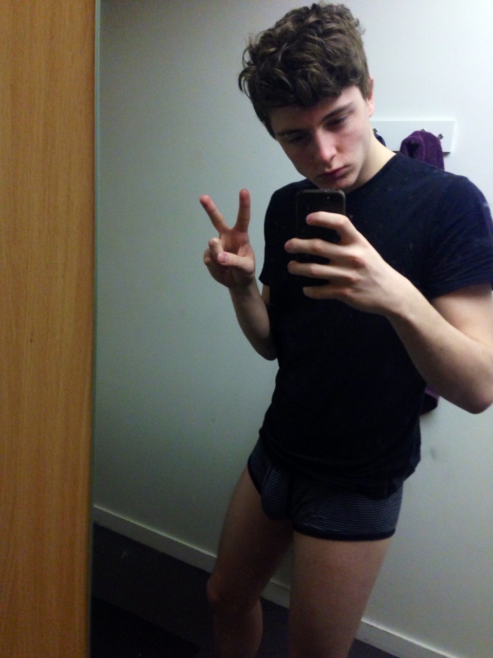 lostboyxavier:  portamental:  Must stop napping and going to the kitchen in my pants