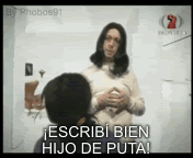 Gente que escribe "Jijiji" "jojojo" "jujuju"  en vez