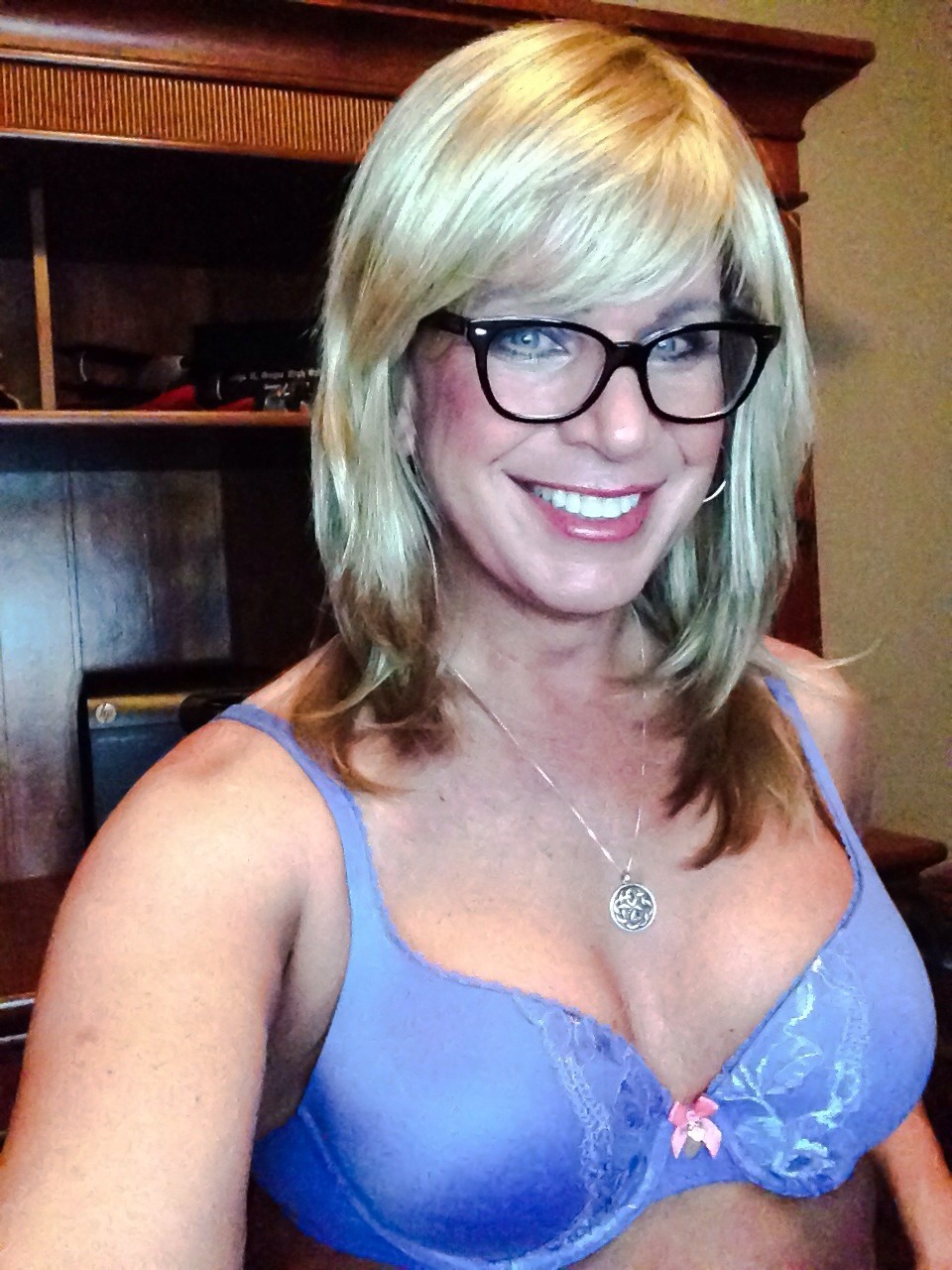 jessy830:  Kerry is so HOT!!! That body is absolutely perfect, every delicious inch