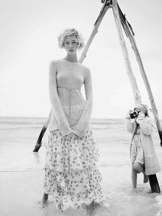 amy-ambrosio:  Karlie Kloss in “Ray of Light” by Mikael Jansson for Vogue US,