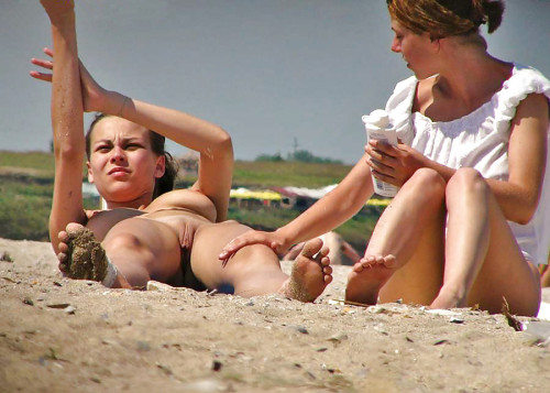 dowluck61:  My Favorite Naturist http://dowluck61.tumblr.com/ My pics only. http://dowluck36.tumblr.com/ Please reblog from my blog.