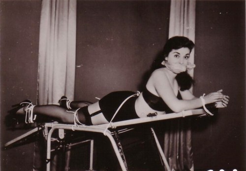 bondageoldies.tumblr.com/post/57595448115/