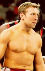  15 NICE-LOOKING FELLOWS OF WRESTLING11/15 » Daniel Bryan 