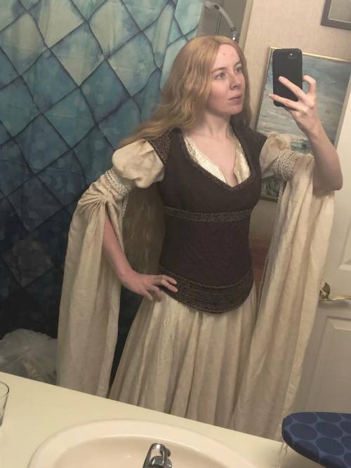 silhouette-cosplay: Folks, Éowyn is DONE and ready for Katsucon! I’ll talk more about t