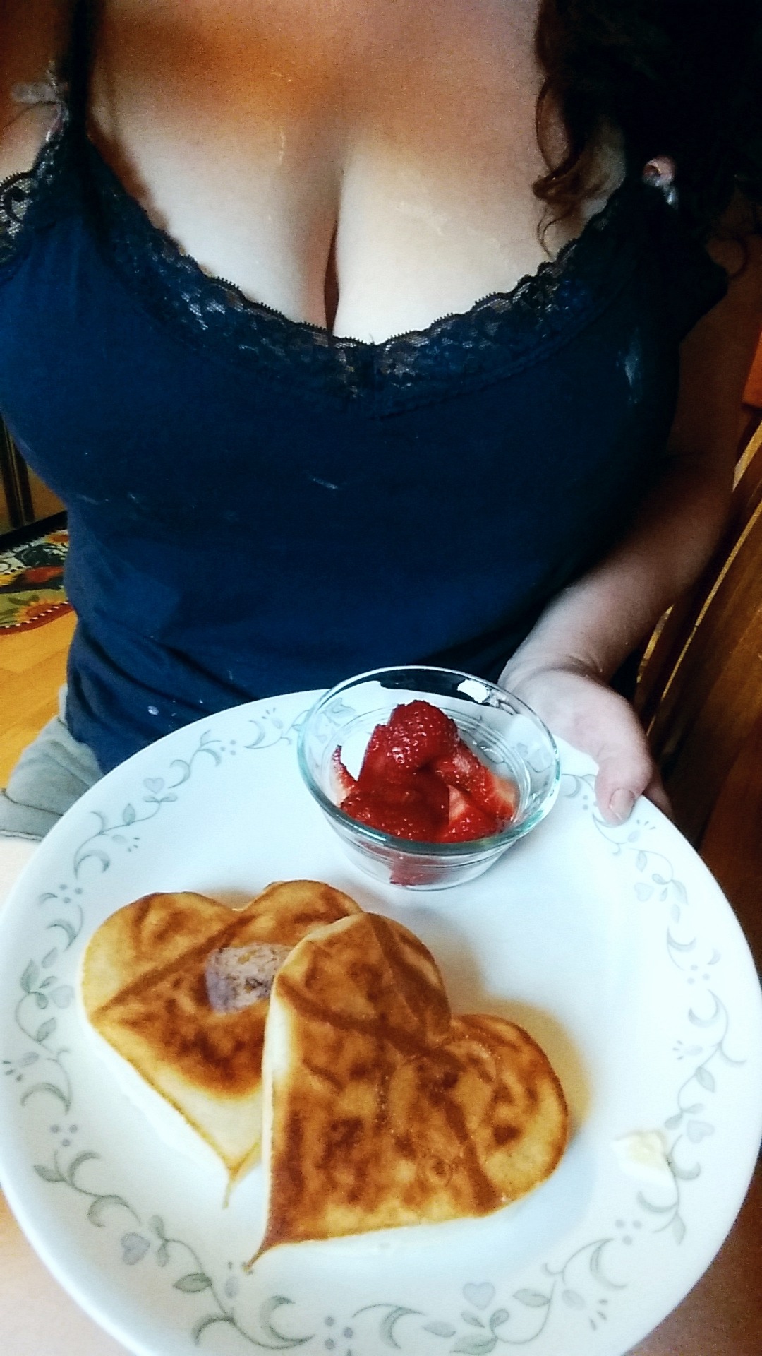 nicegirlwrongplace:  yummy 🍴😛(+ thanks for the wishlist gift of a heart pancake