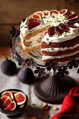 fig and honey cake