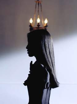 ephemeralblossom: LOONA | Gowon | One&amp;Only MV Shadow of a Crown 
