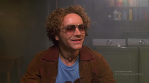 Steven Hyde in Every Episode → 1.07 - That Disco Episode