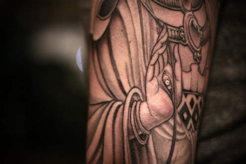 alicecarrier:  I was also lucky to work beside Anderson Luna and photograph this piece he was finishing.  What a rad dude!  I’m not sure why he doesn’t have a tumblr but he does have instagram @andersonluna