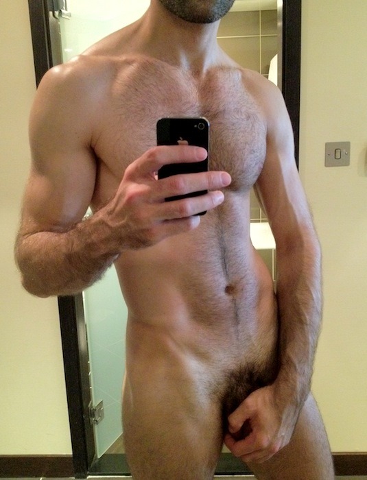 I told that dude from grindr I didn&rsquo;t want any strings, but he keeps sending
