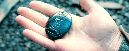 ltnivans:hobbit gif battle vs arkenburglarround seven: an objectinnikh dê (return to me)