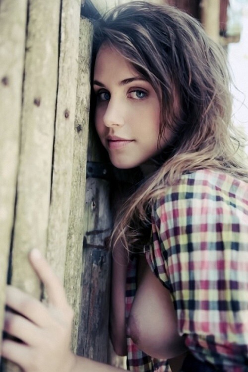 datswaggersback:  Bird is the Word w/Miriam…
