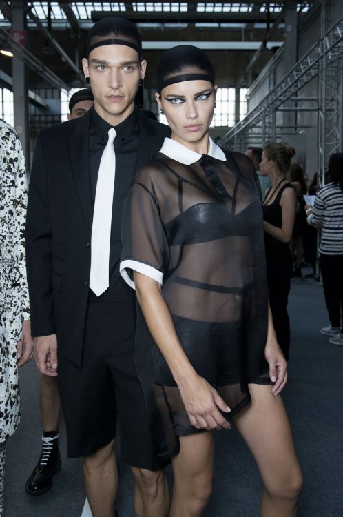 Sex mr-vogue:  Backstage @ Givenchy S/S 15 pictures