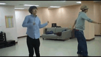 dangerouscatfishsoup:  I’m LOL 