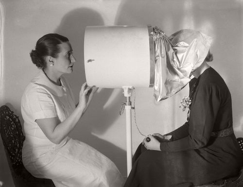 Rubinstein’s “Day of Beauty” program is shown in these pictures, which followed clients “shoot the w