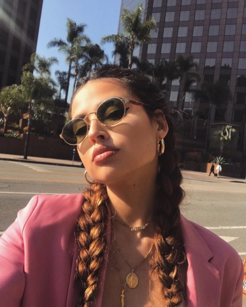 diorglam:  o n t o x i c ✰ ✮