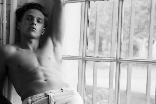 sean-clancy:  Emil Rapp by Julian Laidig 