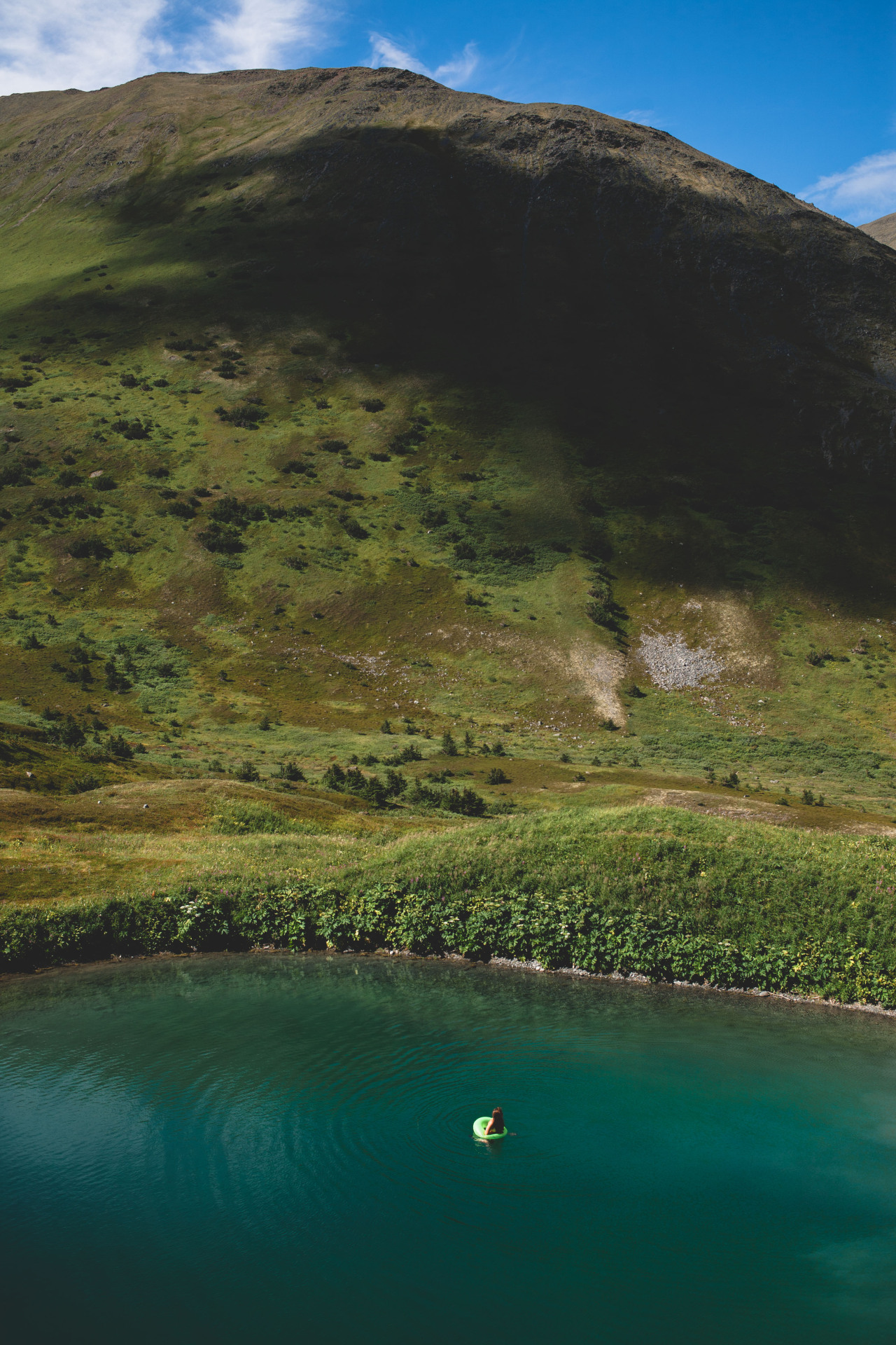 thebabcocks:  When you first drive into Hope, Alaska you almost miss it. Town consists