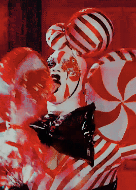 theodoracraine:make me choose : peppermint’s club kid look or asia’s top 4 look