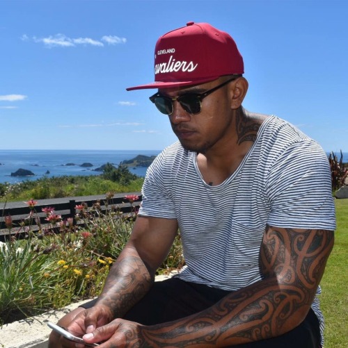 pasifika-flavour: 🚨HOTTIE ALERT🚨  Little something to help you day dream💭   pasifika💋flavour 
