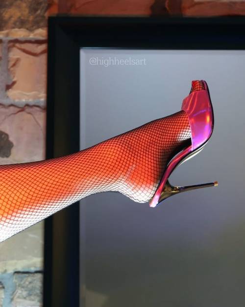 In Focus#infocus #highheels #highheelmules #metalheelmules #metalheels #fishnets #stilettos #stilett