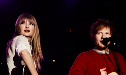 seuweetly:  Taylor Swift and Ed Sheeran preforming “Everything Has Changed” at Capital