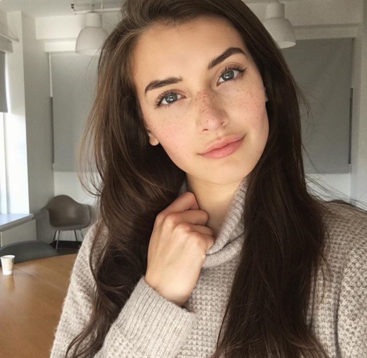 letzbfriends:  Jessica Clements 