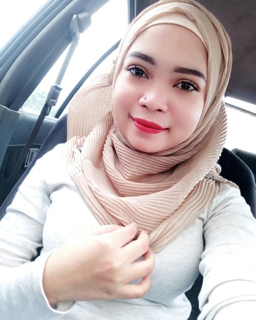 gadismelayupilihan01: awek kurus buah dada besar. part 2 Aku Kenal ni
