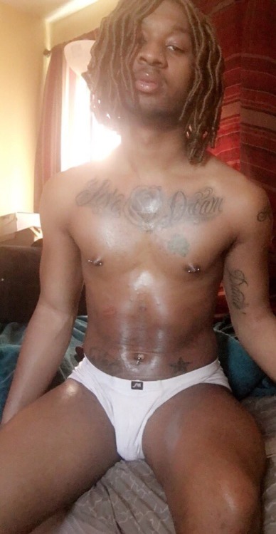 thtnastyfrek:  Look at tht ass