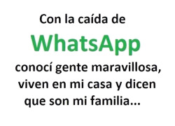 risasinmas:  Caída de WhatsApp