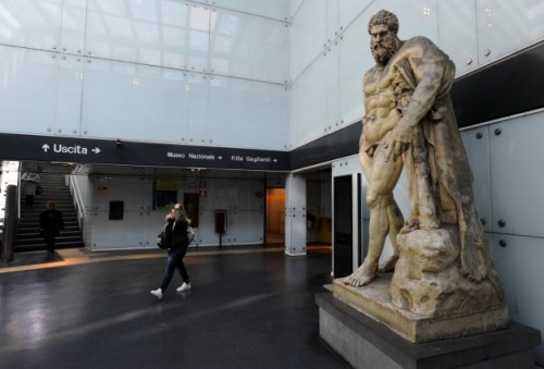 ghiacciourbano:Napoli - Stazioni dell’arte-Materdei-Vanvitelli-Museo-Dante-Toledo-Università-Garibal