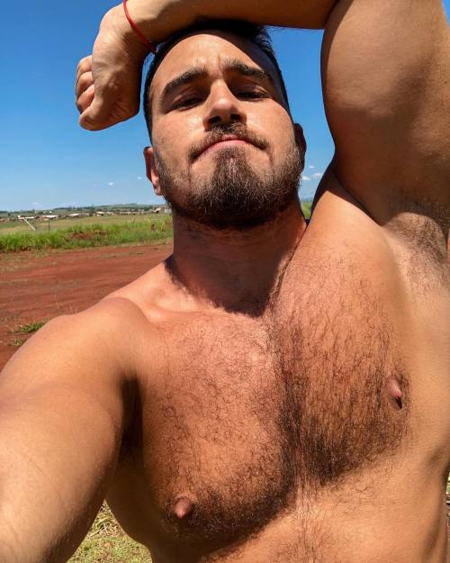 https://64.media.tumblr.com/1211304e79f6249136f3c98bfc9bb264/ed27d35c4936d9a7-29/s500x750/f25083fbae27fc048f0b87dcbdba19c543e7cf54.jpg