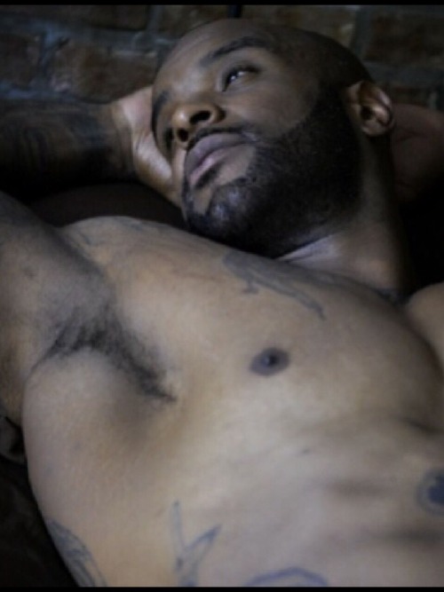 iloveblackdic:PIT STOP…….PART 19  Love licking my way up a man’s stomach and chest then diving into his pits, feeling him shudder, feeling his dick rise.   FOLLOW :  ILOVEBLACKDIC  OVER 7000 followers.  Thank you!! Contact/Submissions :  KIK -