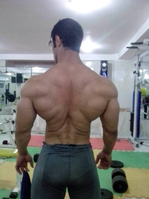 Muscle-Thong Lover