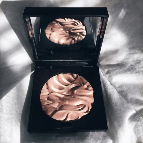 iamiam-iam:  glow teaaaaam ✨ 